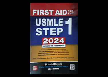 انگلیسی First Aid for the USMLE Step1 2024
